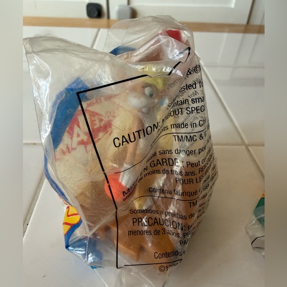 Vintage Space Jam Set McDonald’s Toys Lola Bunny Marvin the Martian 1996 NIB - Picture 3 of 7